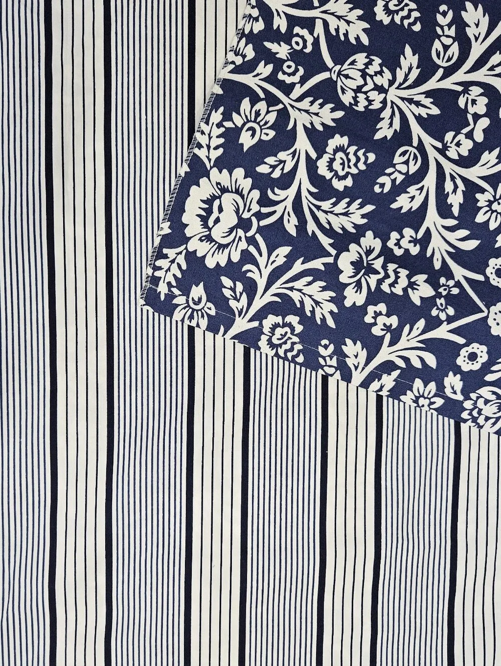 IKEA Alvine Tapet Blue White Floral Stripe Rev Curtain Panel Thick Cotton NWOT